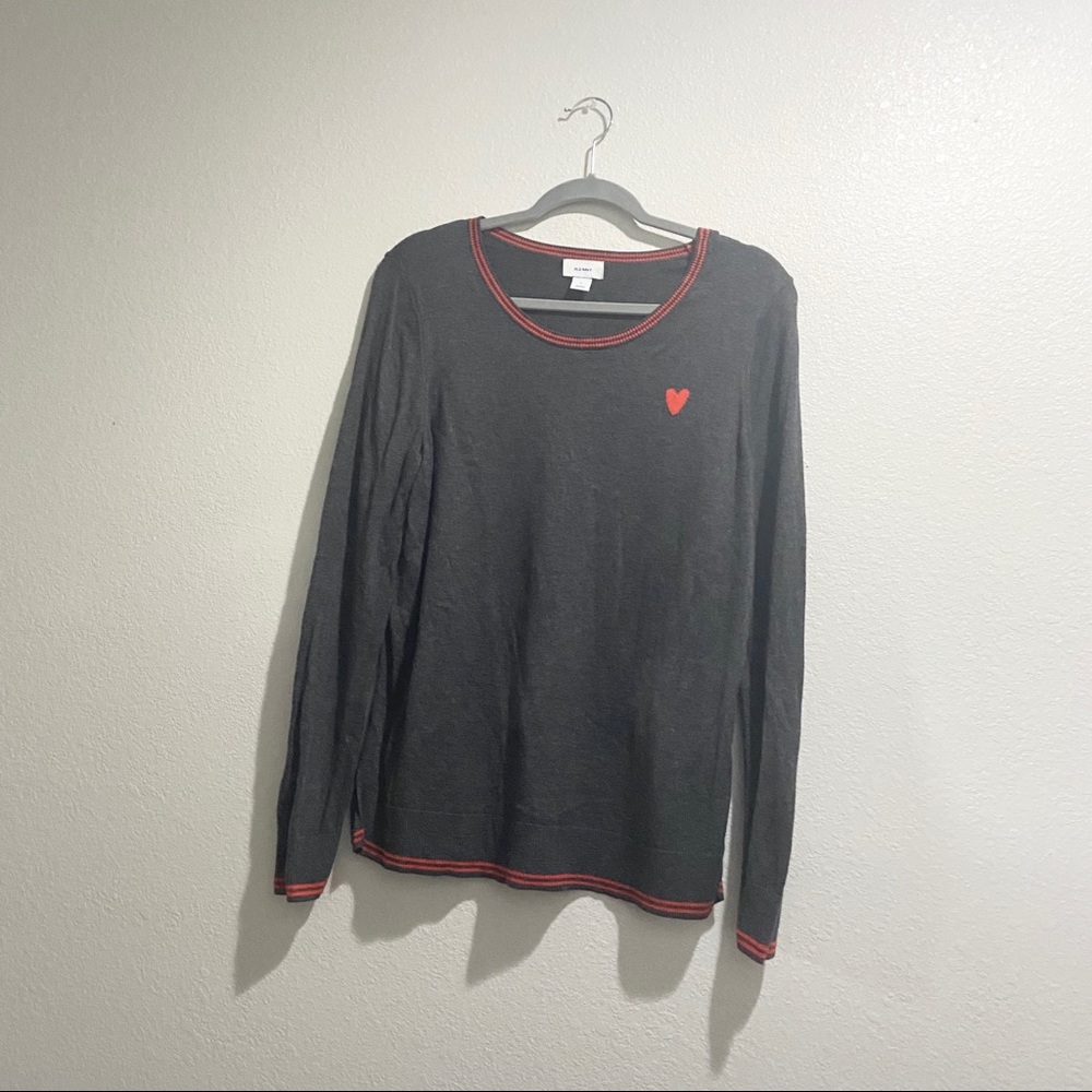 Gray Old Navy Heart Sweater